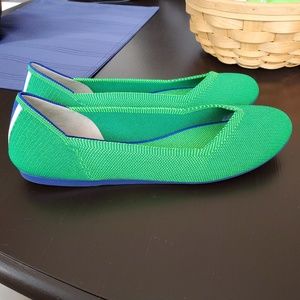 Jellybean with heel strip Rothys flats